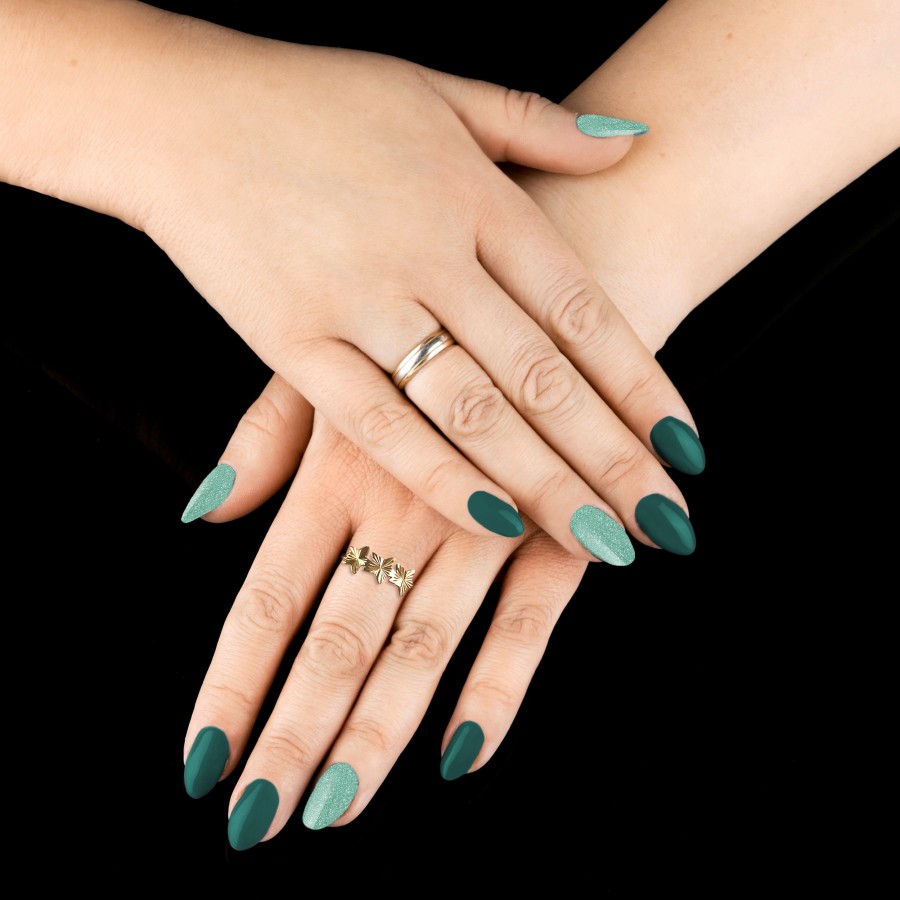 Miętowy Lakier Hybrydowy LED/UV z drobinkami połysk | MANICA.PL