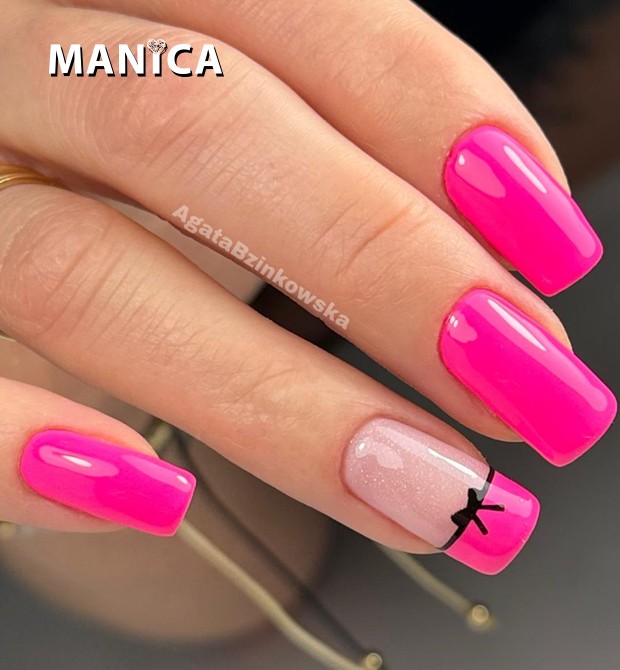 111 Pink Kiss 